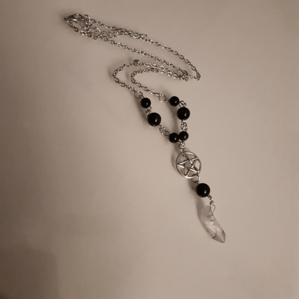 Wicca pagan pentagram black bead crystal look silver color clasp necklace
